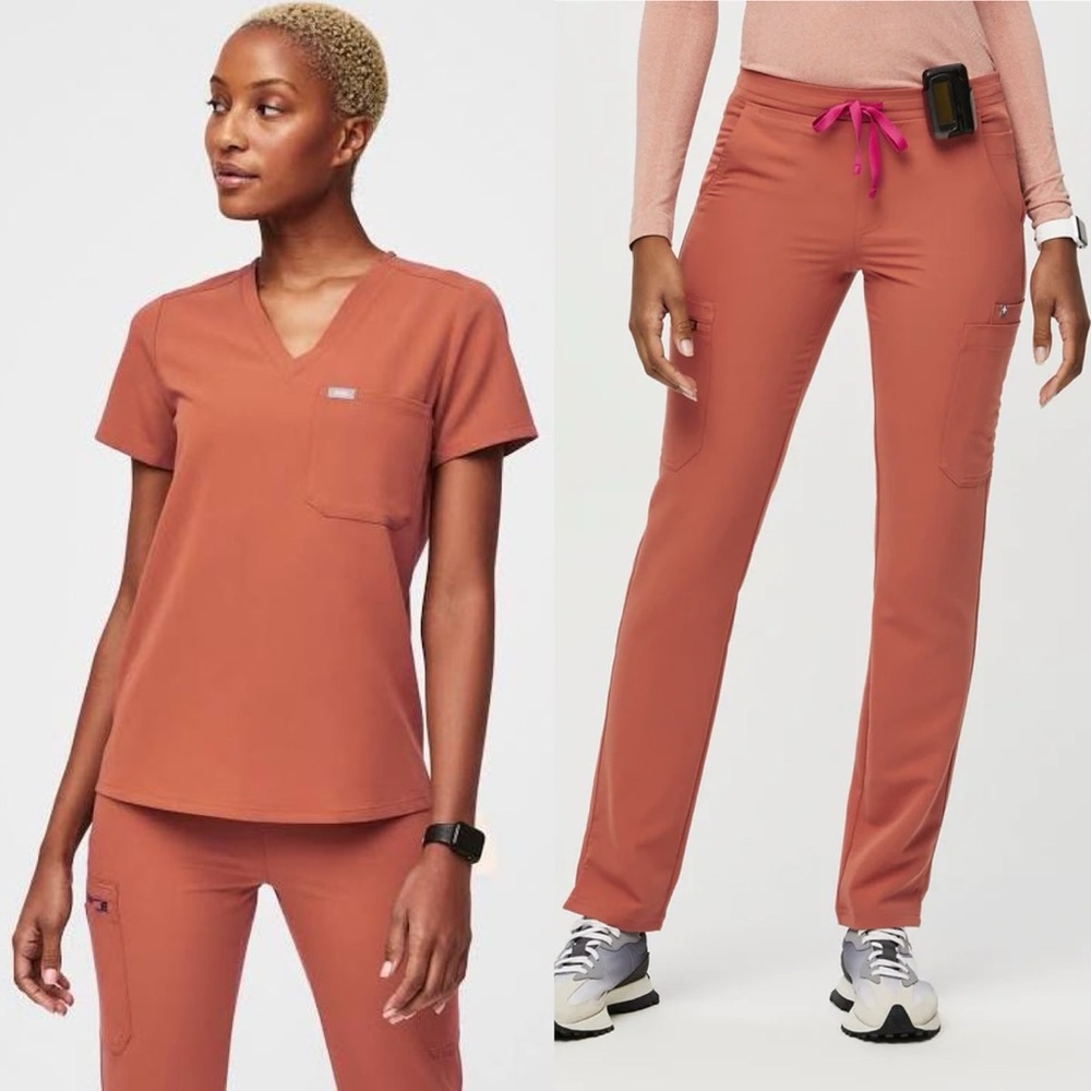 Figs Terracotta Scrubs Set